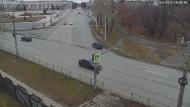 Онлайн камера: Перекресток Кадочникова - Победы | Каменск-Уральский