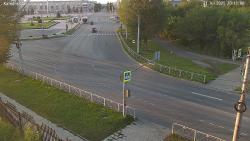 Онлайн камера: Перекресток Кадочникова - Победы | Каменск-Уральский