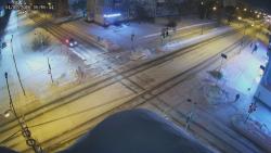 Онлайн камера: Перекресток Шестакова - Калинина | Каменск-Уральский