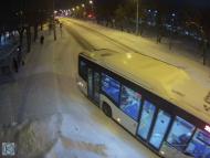 Онлайн камера: Умная остановка Техучилище 3 - Ленина 10 | Каменск-Уральский