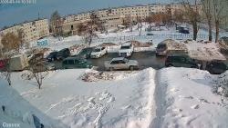 Онлайн камера: 4 Пятилетки 28  (двор) | Каменск-Уральский