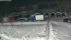 Онлайн камера: 4 Пятилетки 28  (двор) | Каменск-Уральский