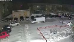 Онлайн камера: 4 Пятилетки 28  (двор) | Каменск-Уральский