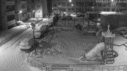 Онлайн камера: Октябрьская 101  (двор) | Каменск-Уральский