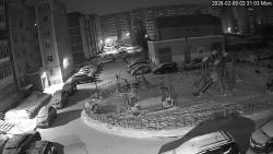 Онлайн камера: Комсомольский 37  (двор) | Каменск-Уральский