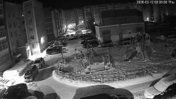 Онлайн камера: Комсомольский 37  (двор) | Каменск-Уральский