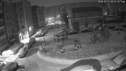 Онлайн камера: Комсомольский 37  (двор) | Каменск-Уральский