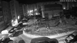 Онлайн камера: Комсомольский 37  (двор) | Каменск-Уральский