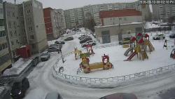 Онлайн камера: Комсомольский 37  (двор) | Каменск-Уральский