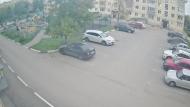 Онлайн камера: Добролюбова 12  (двор) | Каменск-Уральский