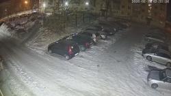 Онлайн камера: Добролюбова 12  (двор) | Каменск-Уральский