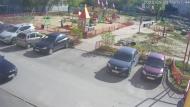 Онлайн камера: Добролюбова 1  (двор) | Каменск-Уральский