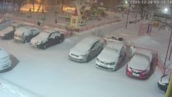 Онлайн камера: Добролюбова 1  (двор) | Каменск-Уральский