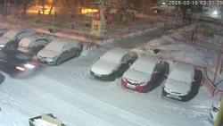 Онлайн камера: Добролюбова 1  (двор) | Каменск-Уральский