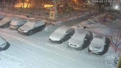 Онлайн камера: Добролюбова 1  (двор) | Каменск-Уральский