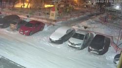 Онлайн камера: Добролюбова 1  (двор) | Каменск-Уральский