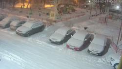 Онлайн камера: Добролюбова 1  (двор) | Каменск-Уральский