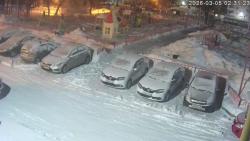 Онлайн камера: Добролюбова 1  (двор) | Каменск-Уральский