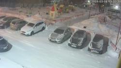 Онлайн камера: Добролюбова 1  (двор) | Каменск-Уральский