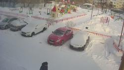 Онлайн камера: Добролюбова 1  (двор) | Каменск-Уральский