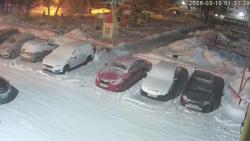 Онлайн камера: Добролюбова 1  (двор) | Каменск-Уральский