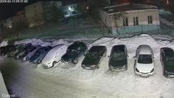 Онлайн камера: Кунавина 9  (двор) | Каменск-Уральский