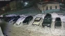 Онлайн камера: Кунавина 9  (двор) | Каменск-Уральский