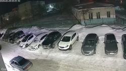 Онлайн камера: Кунавина 9  (двор) | Каменск-Уральский