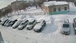 Онлайн камера: Кунавина 9  (двор) | Каменск-Уральский