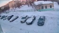 Онлайн камера: Кунавина 9  (двор) | Каменск-Уральский