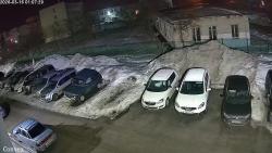 Онлайн камера: Кунавина 9  (двор) | Каменск-Уральский