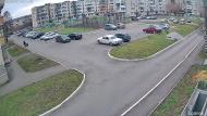 Онлайн камера: Победы 51  (двор) | Каменск-Уральский