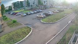 Онлайн камера: Победы 51  (двор) | Каменск-Уральский