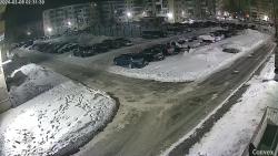 Онлайн камера: Победы 51  (двор) | Каменск-Уральский