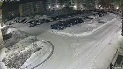 Онлайн камера: Победы 51  (двор) | Каменск-Уральский