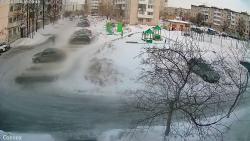 Онлайн камера: Победы 53  (двор) | Каменск-Уральский