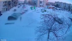 Онлайн камера: Победы 53  (двор) | Каменск-Уральский