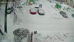 Онлайн камера: Победы 57  (двор) | Каменск-Уральский