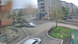 Онлайн камера: Победы 63  (двор) | Каменск-Уральский