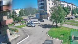Онлайн камера: Победы 63  (двор) | Каменск-Уральский