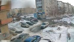 Онлайн камера: Победы 63  (двор) | Каменск-Уральский