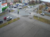 Онлайн камера: Перекресток Кунавина - Кирова | Каменск-Уральский
