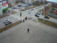 Онлайн камера: Перекресток Кунавина - Кирова | Каменск-Уральский