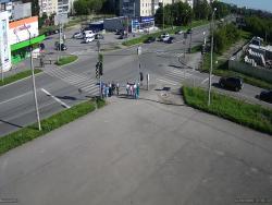 Онлайн камера: Перекресток Кунавина - Кирова | Каменск-Уральский