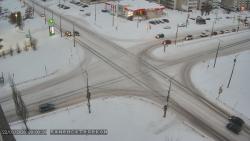 Онлайн камера: Перекресток Октябрьская - Суворова | Каменск-Уральский