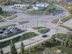 Онлайн камера: Перекресток Суворова - 4 Пятилетки | Каменск-Уральский
