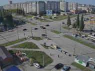 Онлайн камера: Перекресток Суворова - Каменская (торговый центр) | Каменск-Уральский