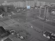 Онлайн камера: Перекресток Суворова - Каменская (торговый центр) | Каменск-Уральский