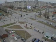 Онлайн камера: Перекресток Суворова - Каменская (торговый центр) | Каменск-Уральский