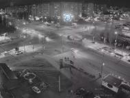 Онлайн камера: Перекресток Суворова - Каменская (торговый центр) | Каменск-Уральский